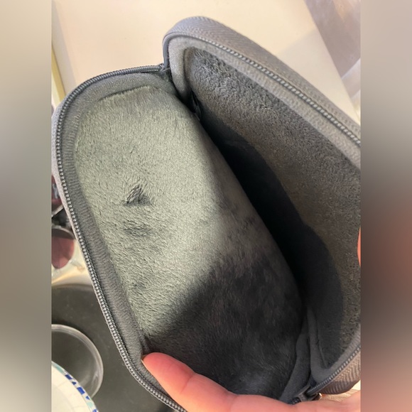 Marc Jacobs Tablet electronics Case bag in soft gray Dreamy Neoprene logo NWT - Picture 10 of 12